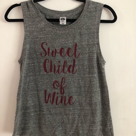 ✨ Graphic tank top✨ - Picture 1 of 2